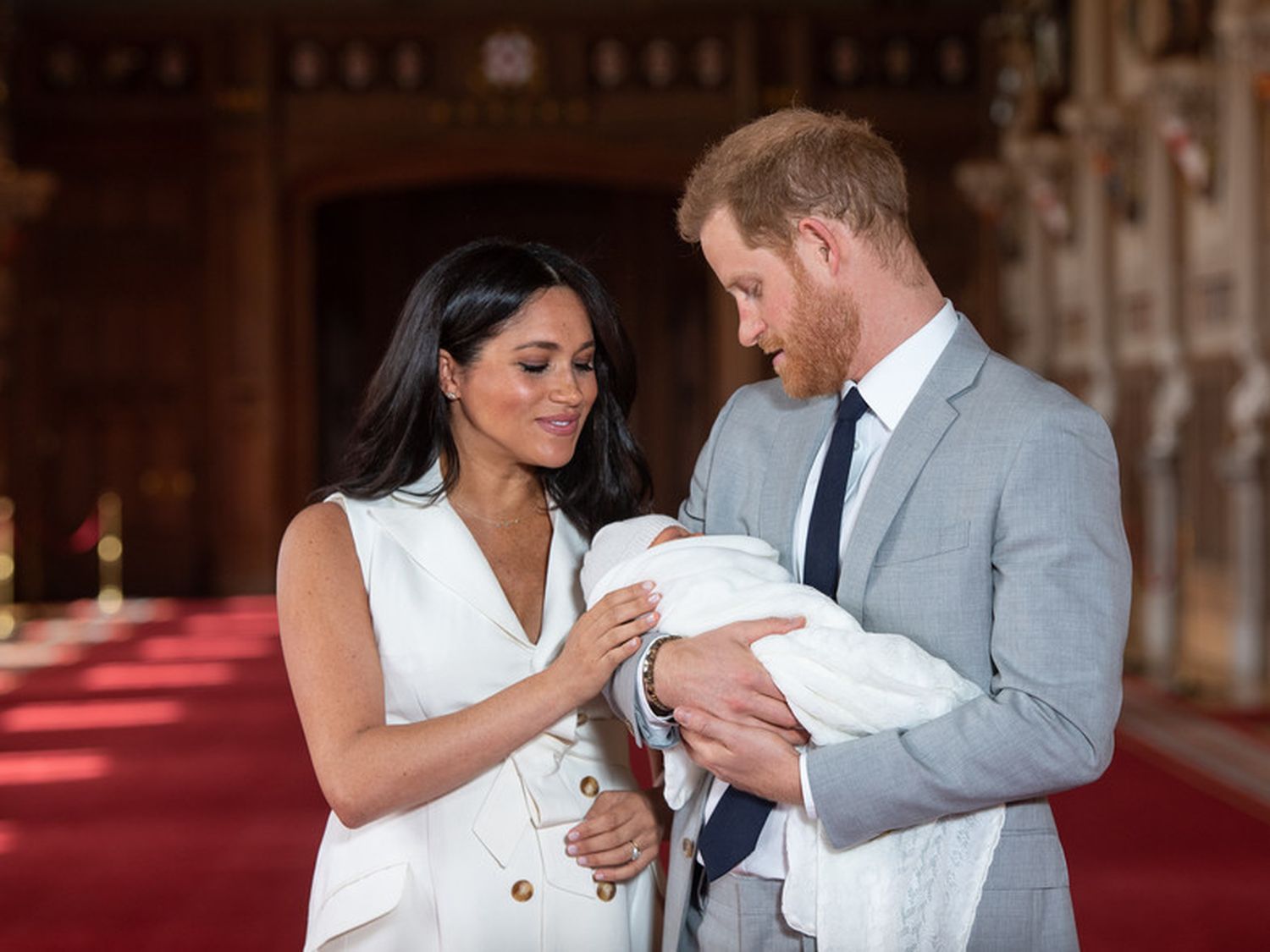 Buckingham no revelerá los nombres de los padrinos de Archie