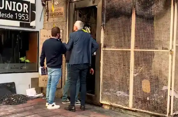 Carloni, tras el ataque a la sede de Central: «Genera bronca e impotencia, pero me preocupa la salud del guardia»