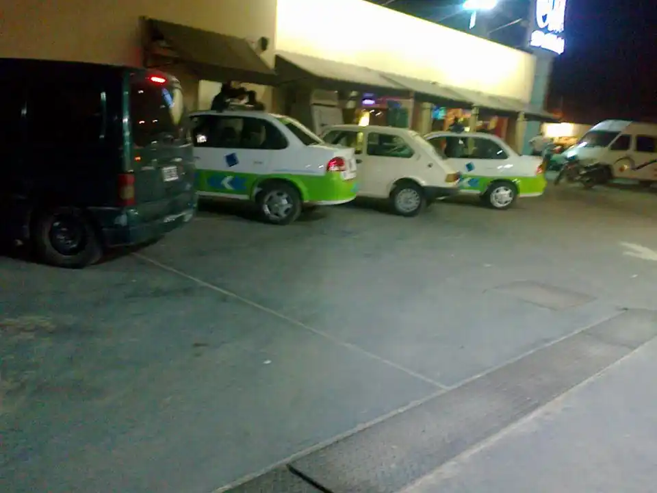 Denuncian a patrullas municipales en Saladillo:  "Las dejan paradas para tomar mate"