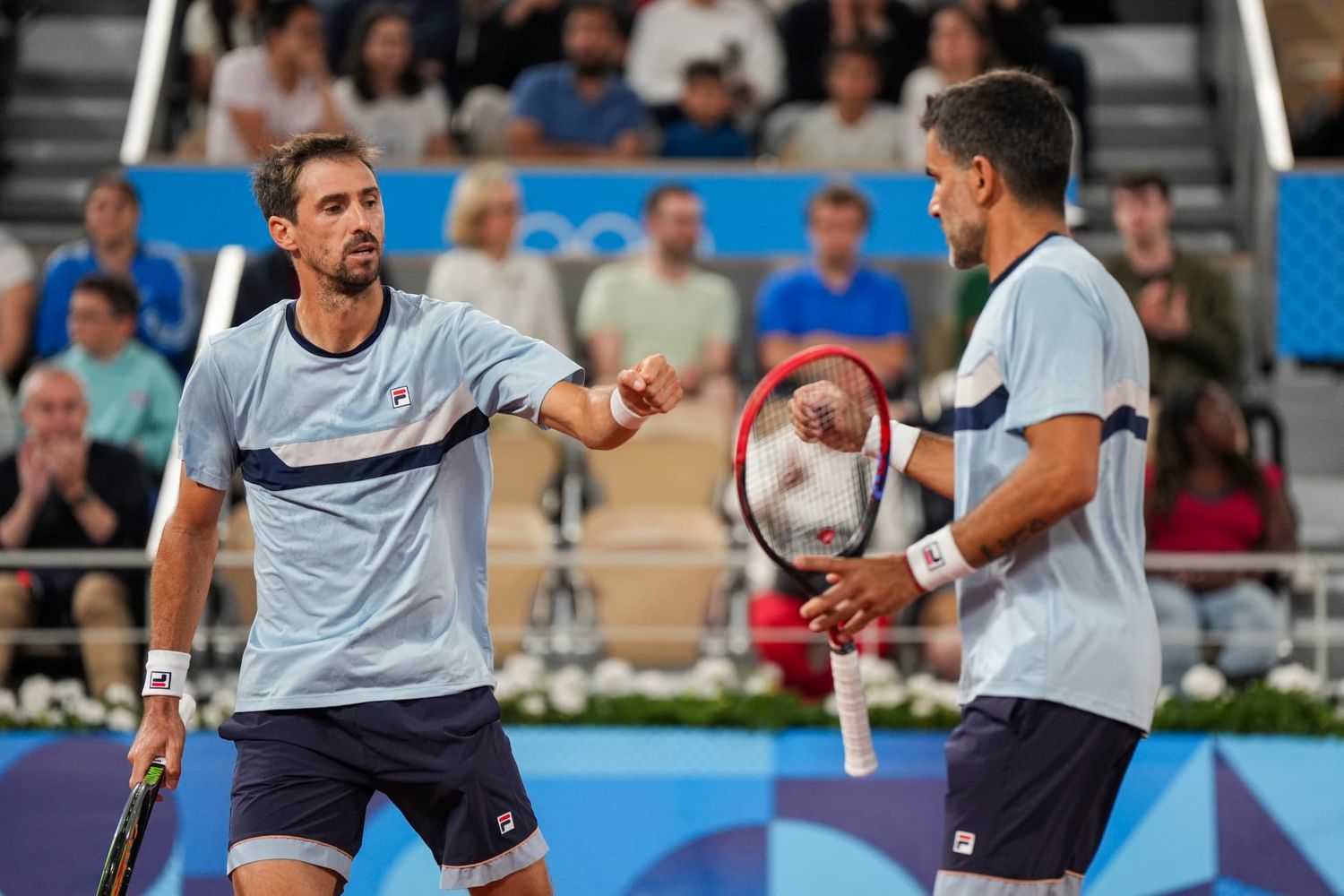 González y Molteni dieron el primer paso