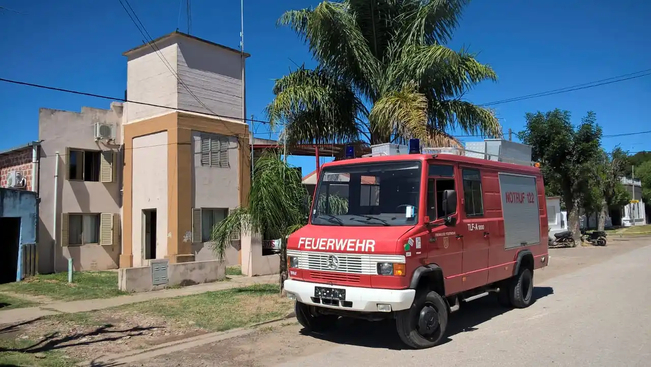 Bomberos Voluntarios recibió la nueva autobomba
