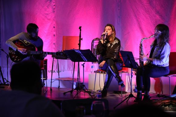 Música y gastronomía en el Complejo Cultural del Viejo Mercado