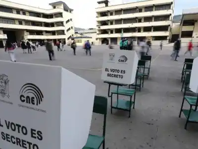 Mañana será la consulta popular y el referendo constitucional en Ecuador.