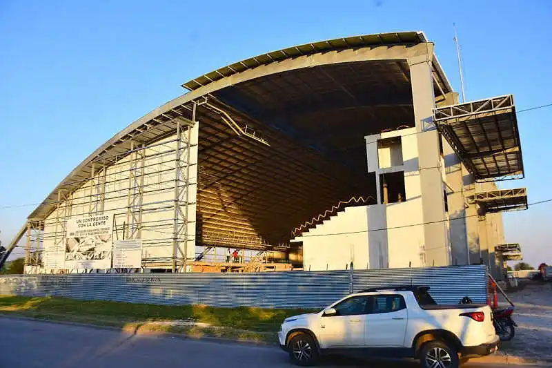 La obra de la pileta olímpica climatizada está en un avance general del 40%