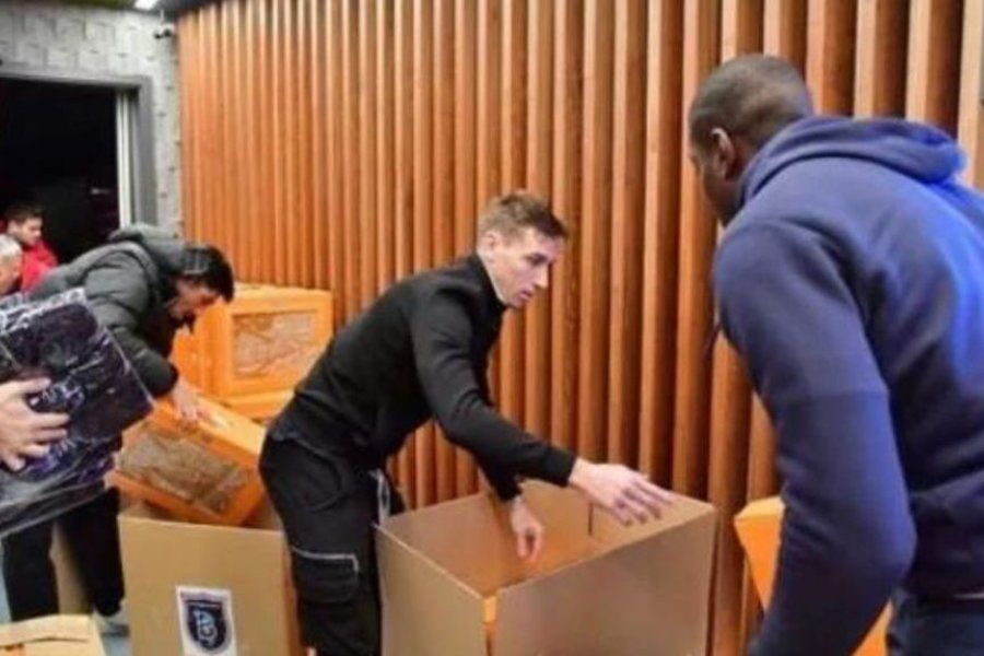 Lucas Biglia ayuda en Turquía tras el terremoto