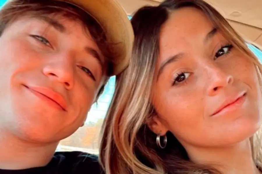 Paulo Londra, ¿en pareja? Fue capturado "a los besos" en una fiesta porteña