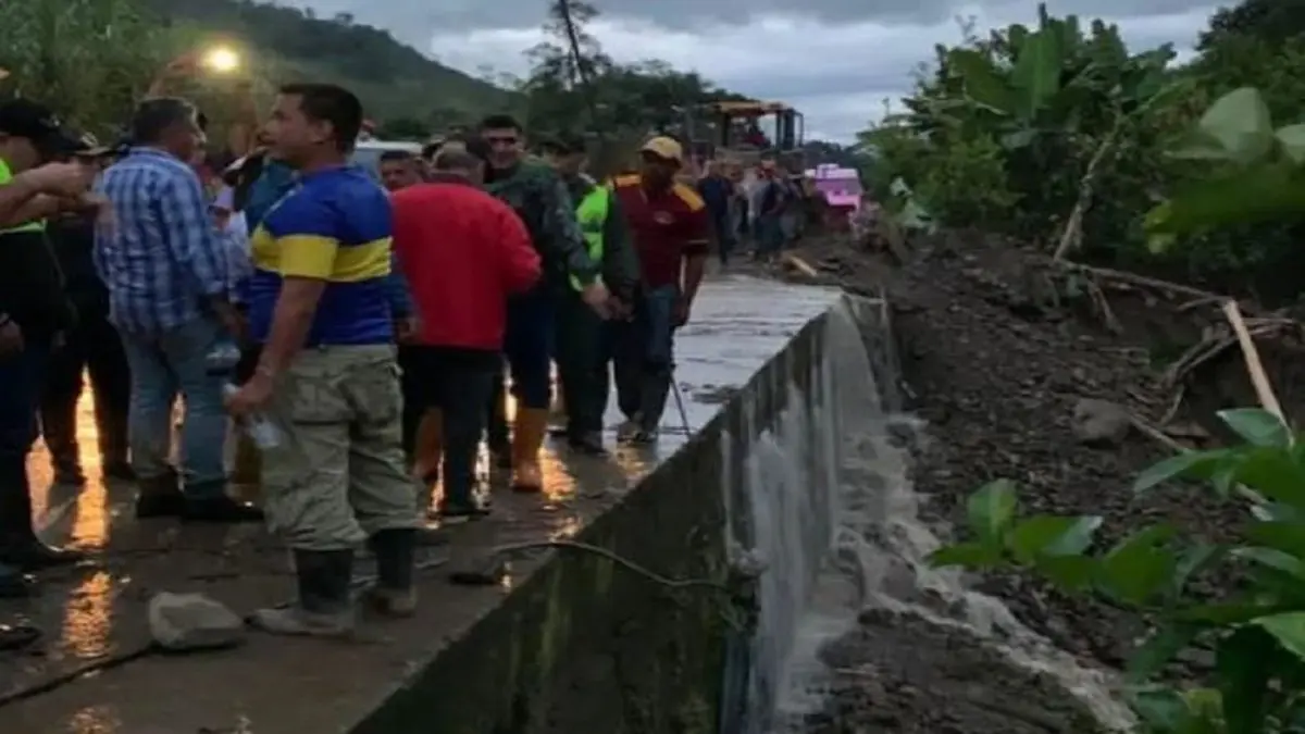 ENTRE DERRUMBES Y CRECIDAS DE RÍOS: un muerto y varias viviendas afectadas por fuertes lluvias en Mérida