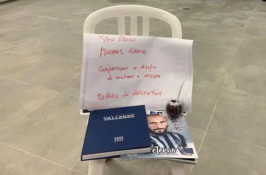 Gesto para aplaudir: Talleres se retiró del Morumbí dejando el vestuario impecable