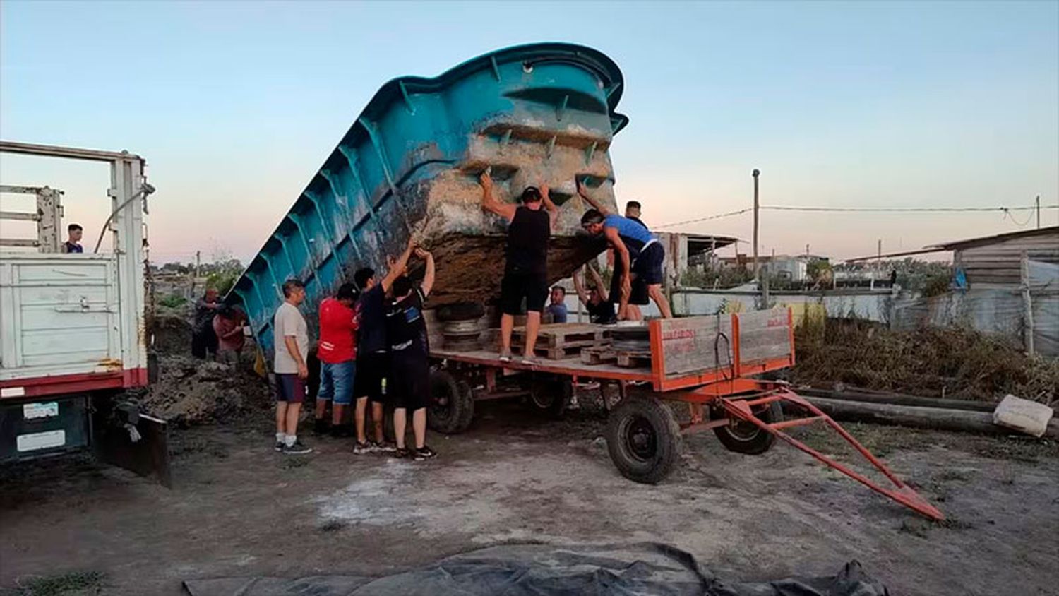 Robaron una pileta de siete metros con agua