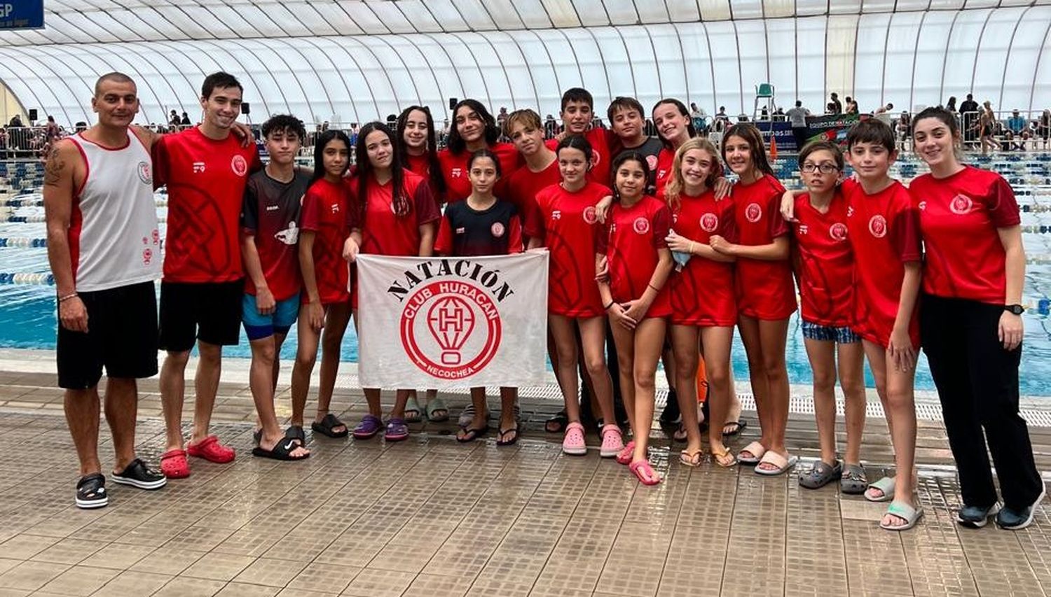 La delegación del Club Huracán en el Campeonato Provincial