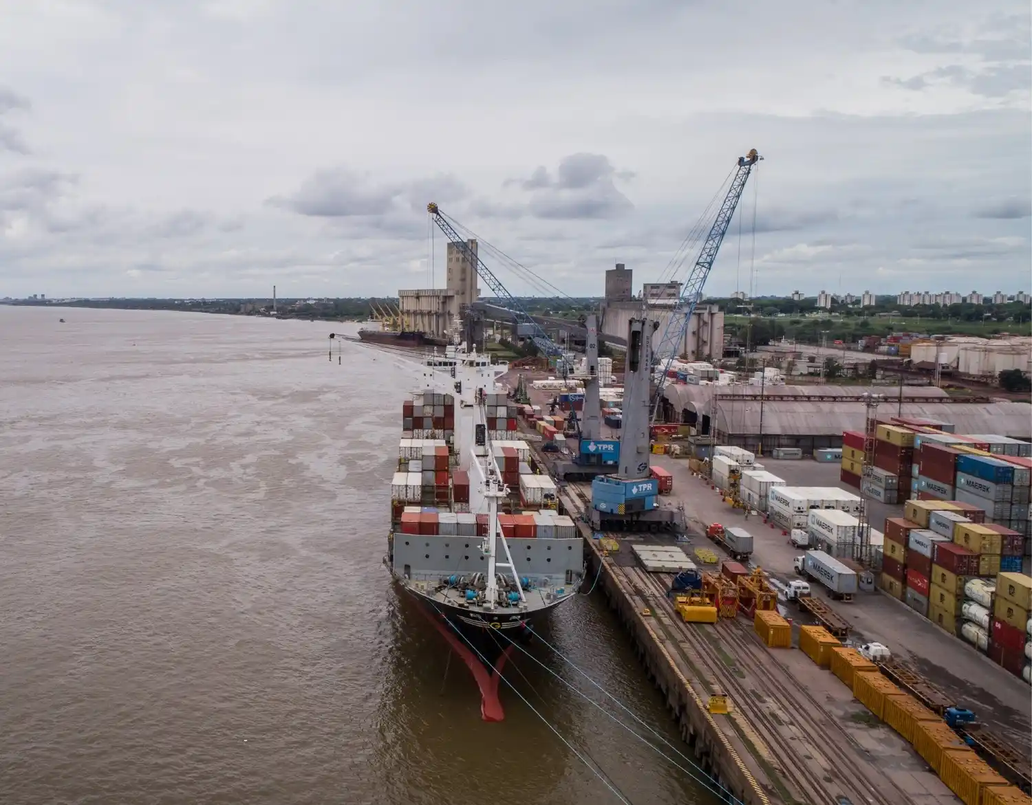 Suspenden registro de exportaciones sojeras y en el campo temen aumento de retenciones