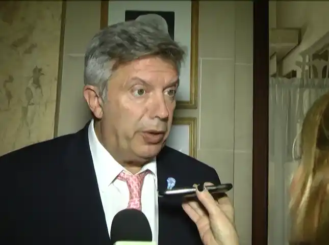 D'Alessandro: "Me gusta mirar las sesiones del Concejo y entrenar un poco"
