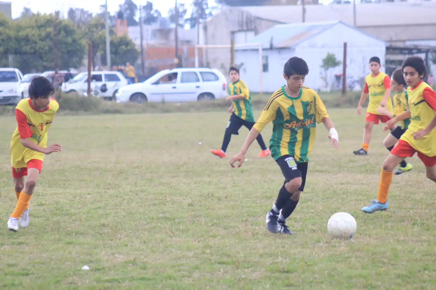 Fútbol Infantil: Se juegan partidos de la cuarta y quinta fecha