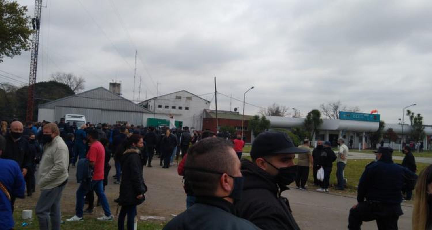 Protestas de la policía: cómo es el aumento que anunció Kicillof y permitió levantar las manifestaciones