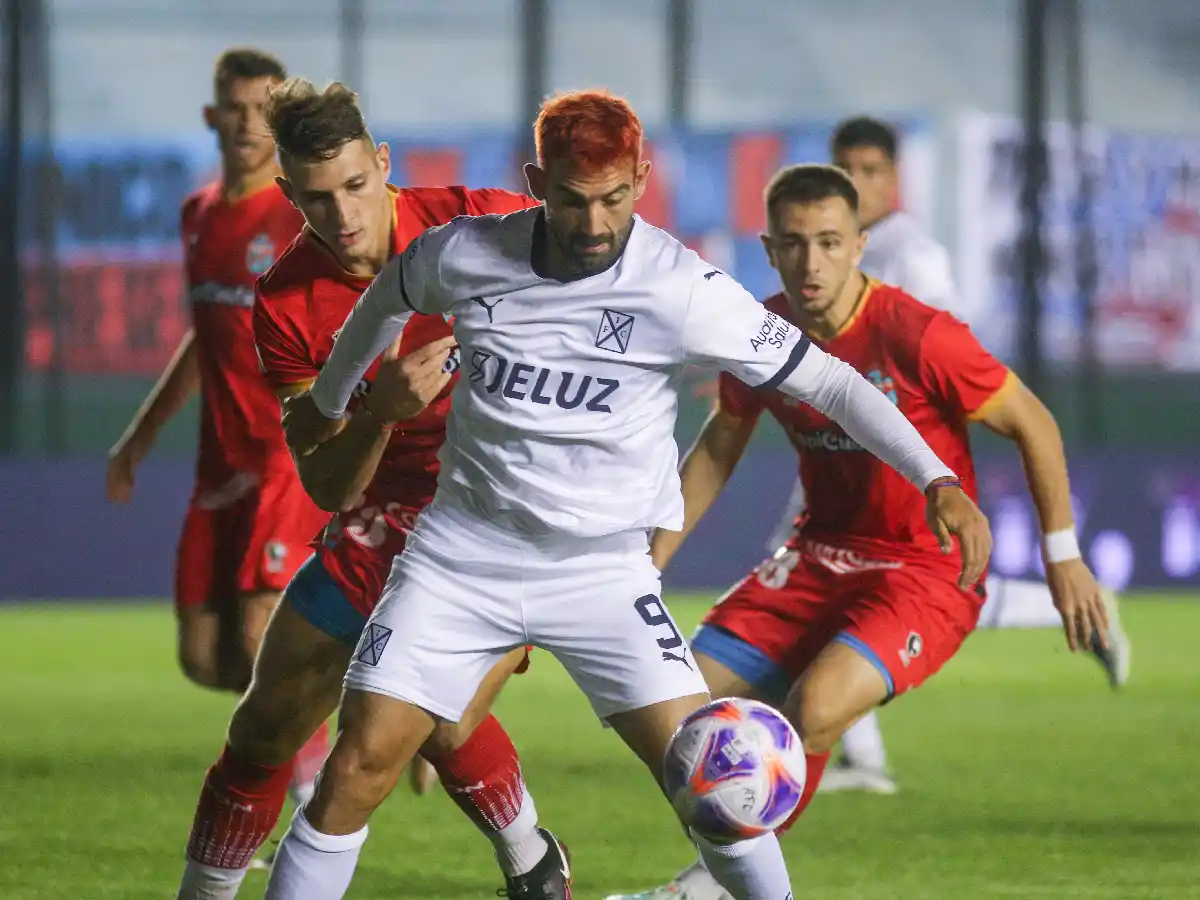 El “Rojo” no pudo con Arsenal