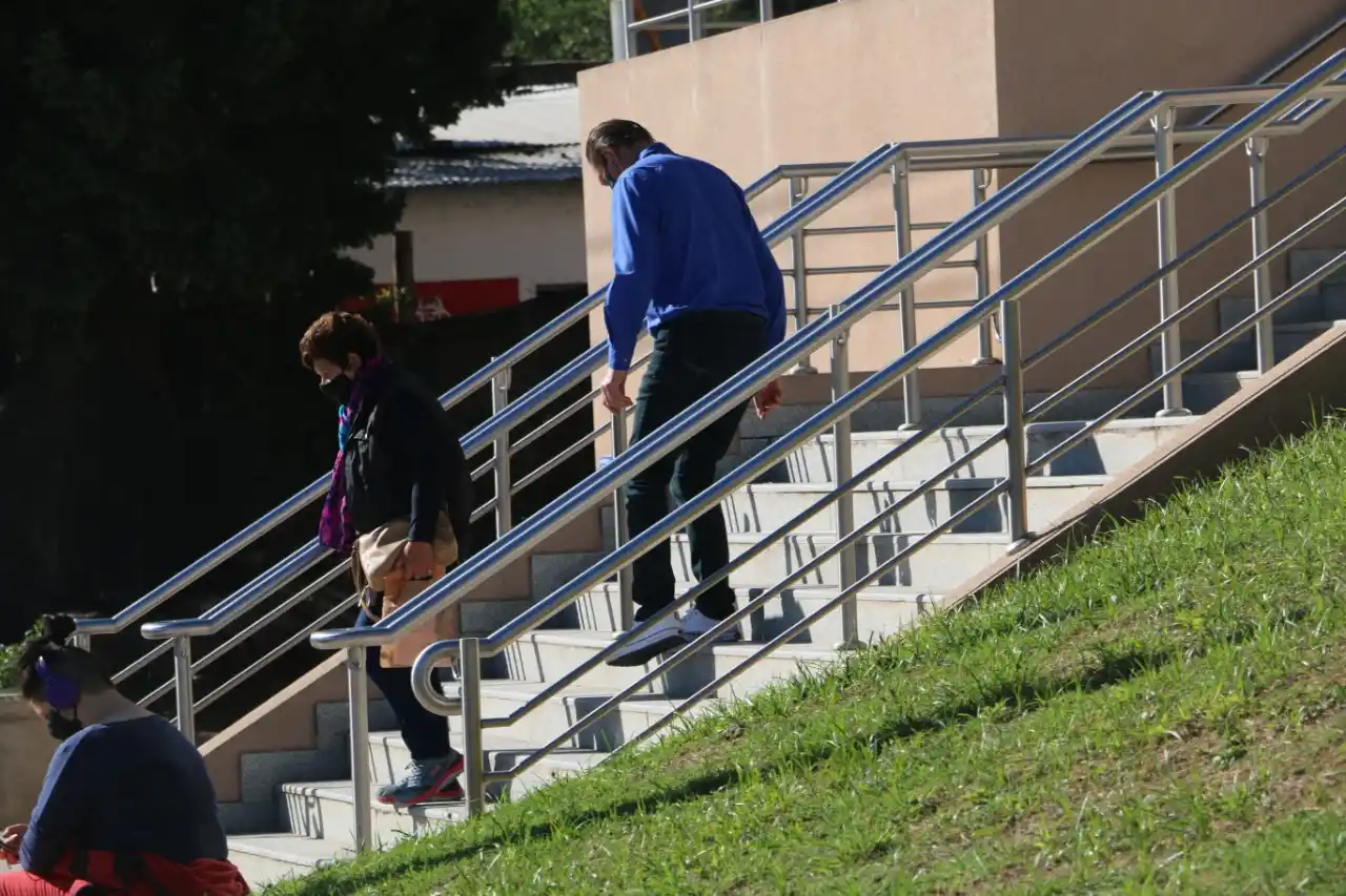 Tras 15 días, Gualeguaychú logró perforar la línea de los 100 infectados diarios