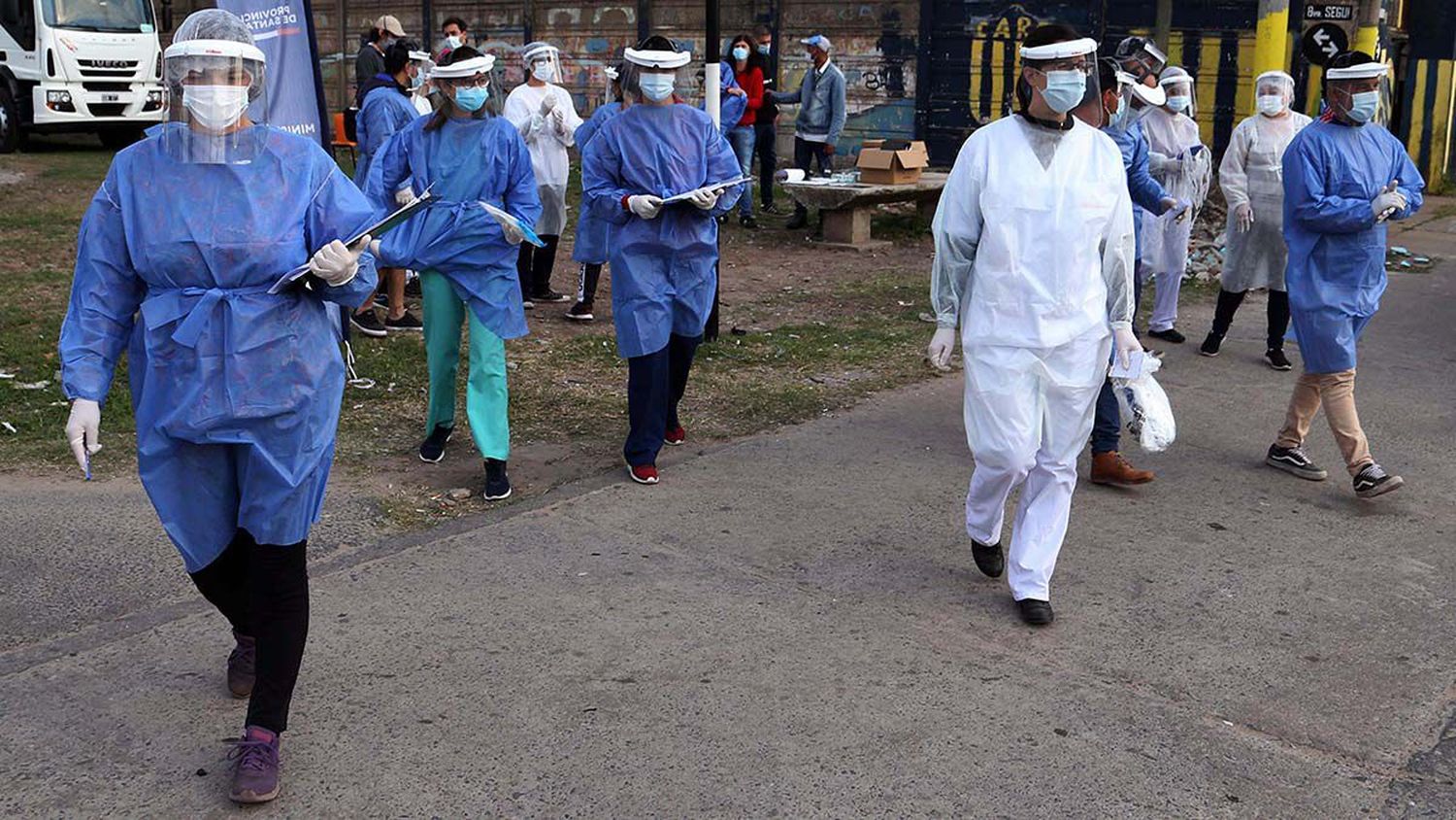 El pico de la pandemia se sigue elevando: nuevo récord de contagios en Argentina