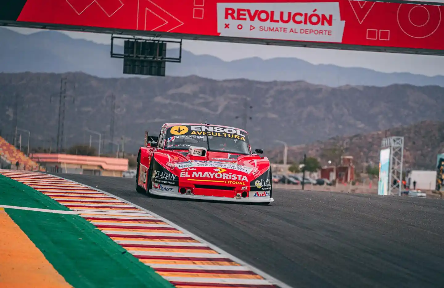 Seba Reynoso buscará mejorar el puesto 17 de la primera fecha.