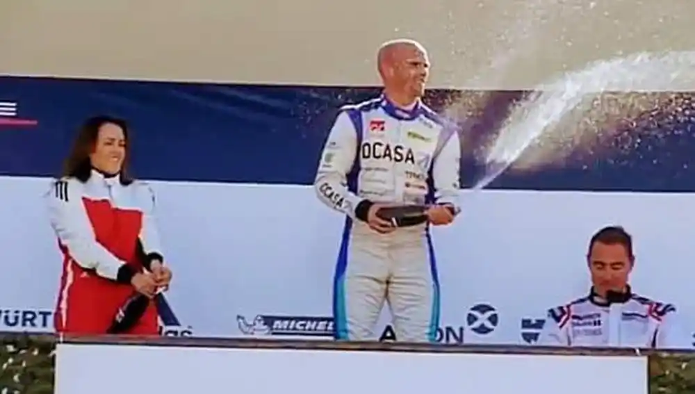 Mariano Pernía dominó las dos primeras finales