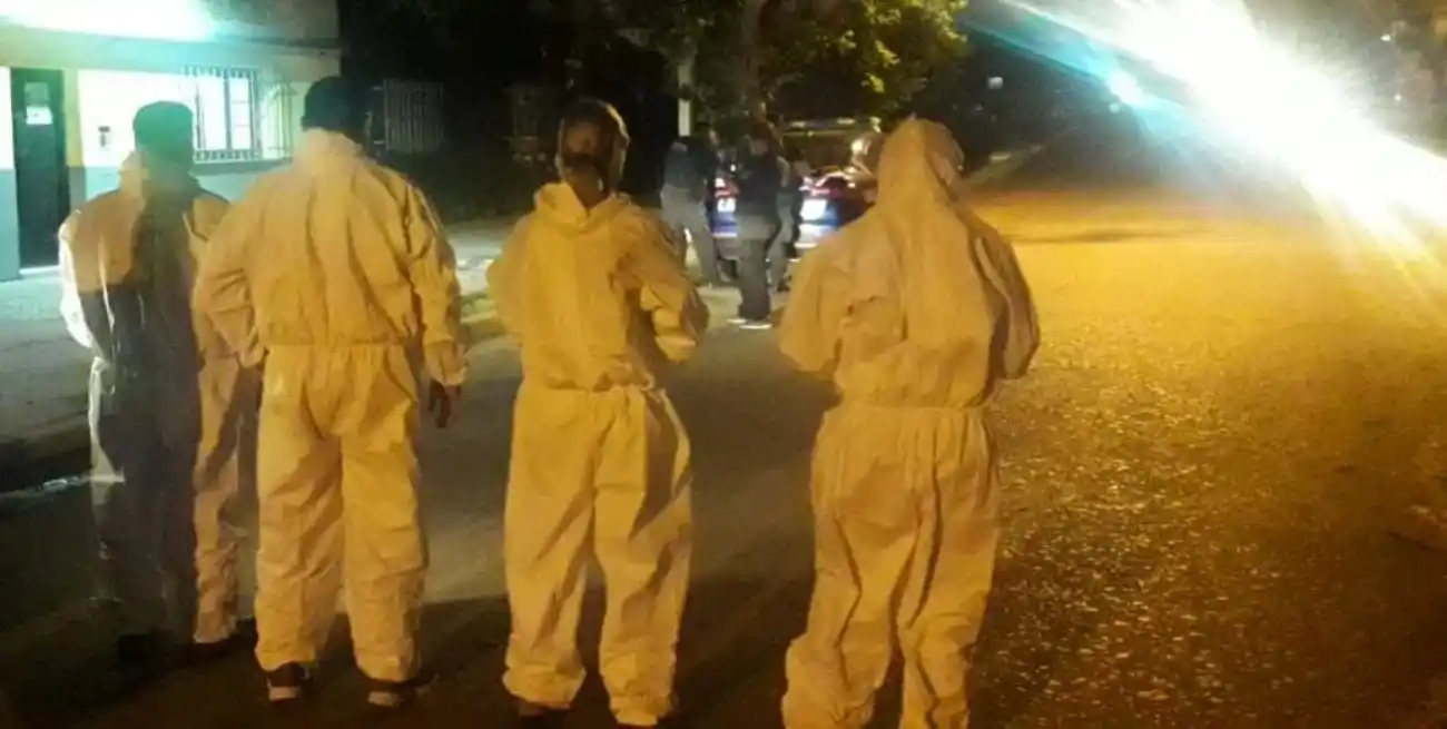 Personal de Criminalística de la PDI trabajó en la escena del suceso.