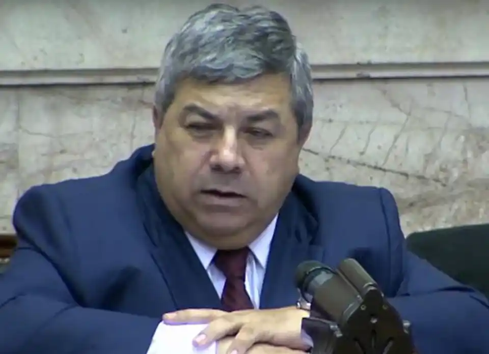 Fernández rechazó el “exceso de delegación de facultades” de la emergencia económica 