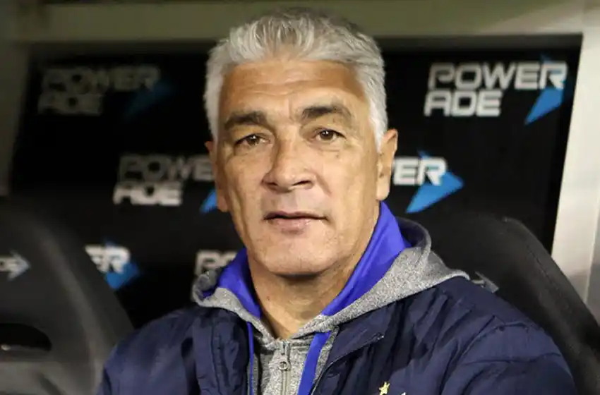 El juez Bellizia aprobó el contrato de De Felippe