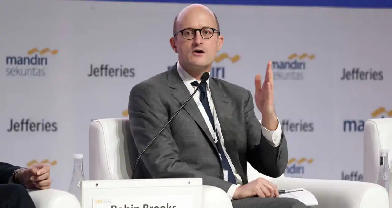 Financistas clave de EE.UU. le bajan el pulgar a la dolarización de Milei