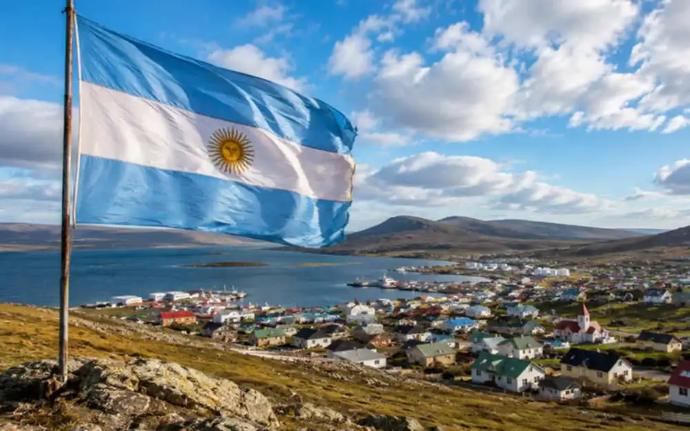 Comienza el debate del proyecto de Malvinas en Diputados y en la oposición hablan de un "caballo de Troya"