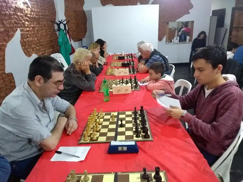 Bianchi sigue arriba en el Aniversario de Amemt