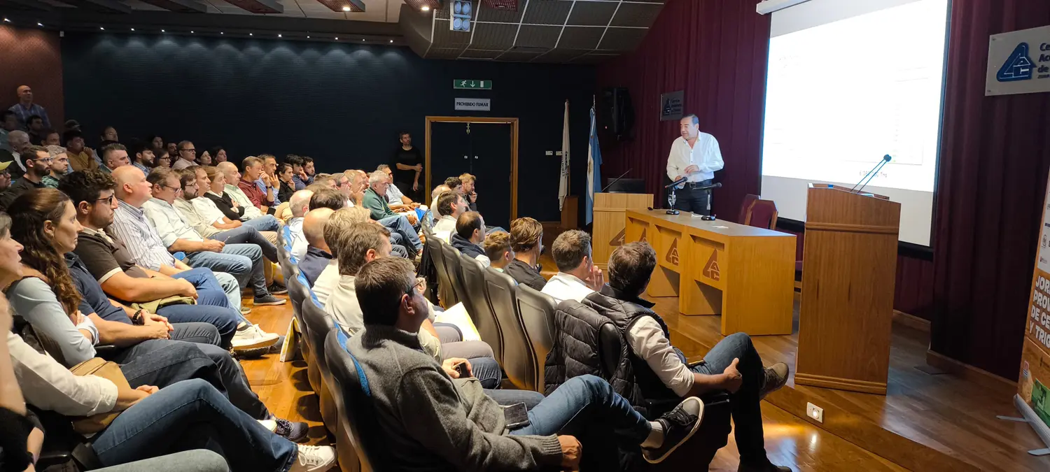 Mucha concurrencia en la jornada de cebada y trigo