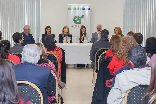 Autoridades del Instituto Nacional del Cáncer disertaron en jornada provincial