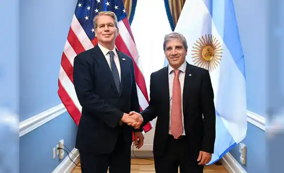 "Continuaremos nuestras discusiones sobre las varias opciones que el Tesoro tiene listas para apoyar a Argentina".