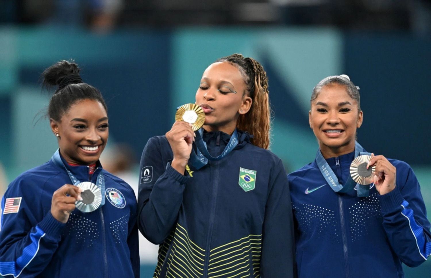 Esta es la razón por la que Simone Biles y Jordan Chiles, se inclinaron ante Rebeca Andrade