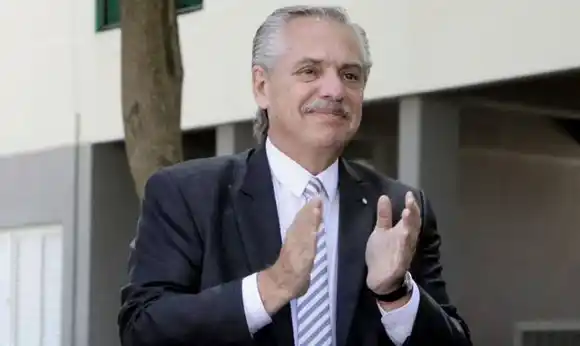 El Presidente fue intervenido por su hernia de disco y volvió a la Quinta de Olivos