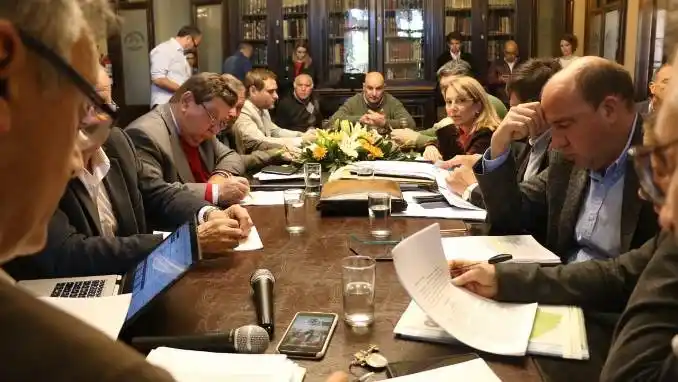 La Ley de Comunas obtuvo dictamen en la bicameral