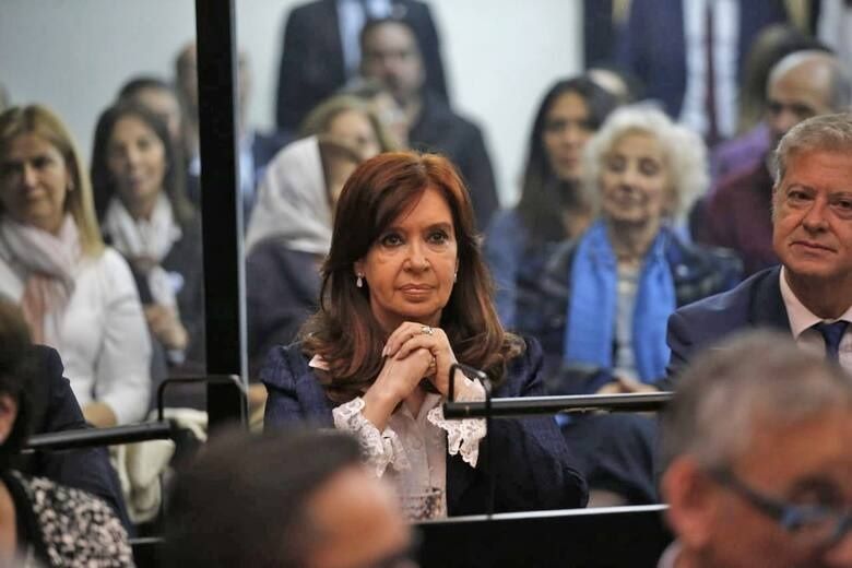 Cistina Kirchner en la primera audiencia del juicio oral