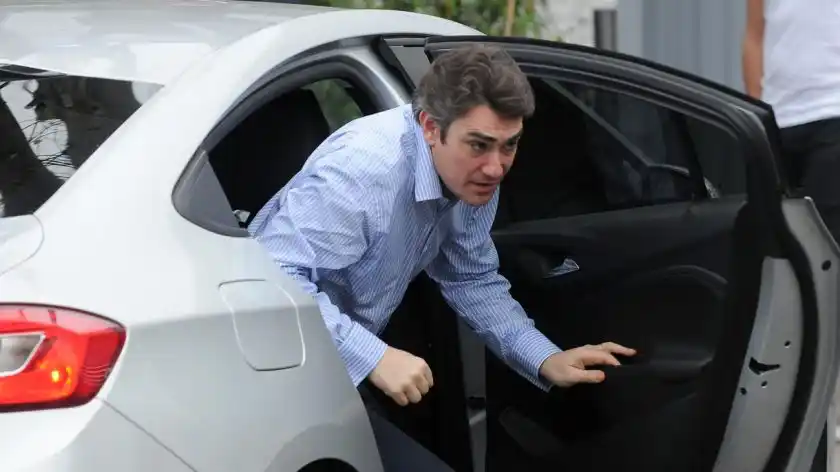 En Capitán Sarmiento se ríen de Javier Iguacel tras su salida del gabinete de Mauricio Macri