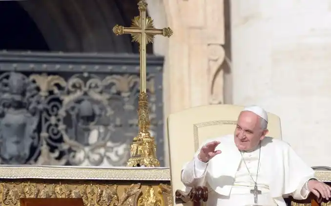 Francisco: "El abandono de ancianos es como una eutanasia escondida"