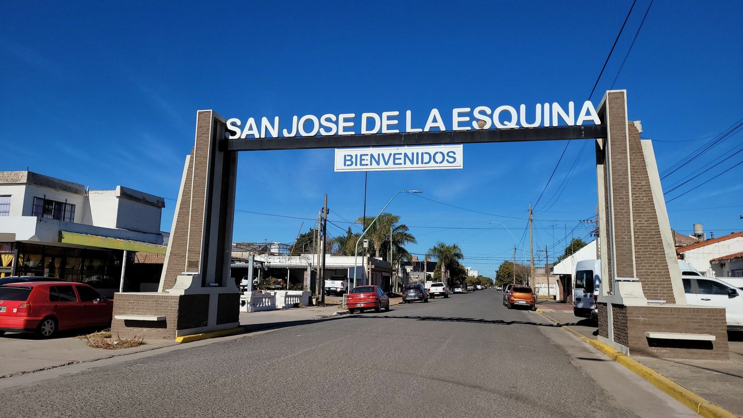 San José de la Esquina: apretó a una señora de 88 años con una bufanda y se llevó $100.000