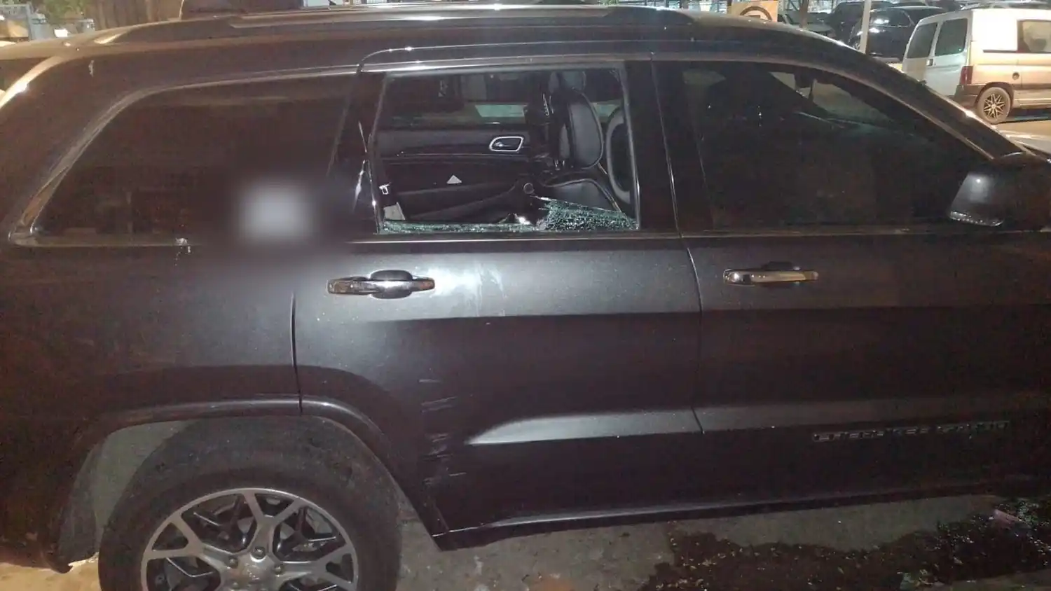 Así quedó el auto de la victima