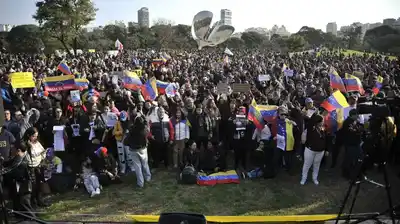 “Maduro asesino” y “Venezuela libre”: así fue la masiva marcha venezolana en Buenos Aires