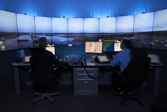 Vilna, primer aeropuerto de una capital en el mundo en adoptar torre de control 100% digital de Saab