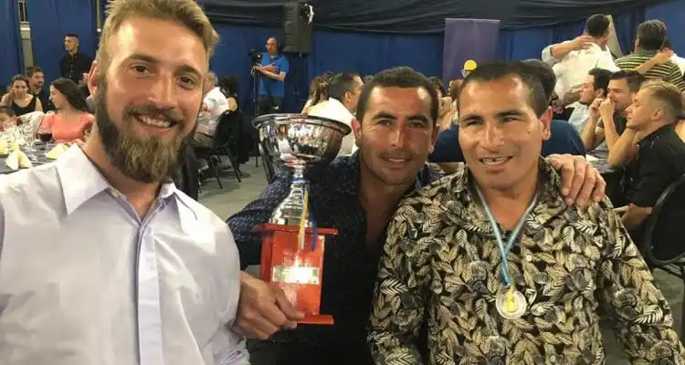 Boca Juniors distinguió a Silvio Velo con el Xeneize en fútbol para no videntes
