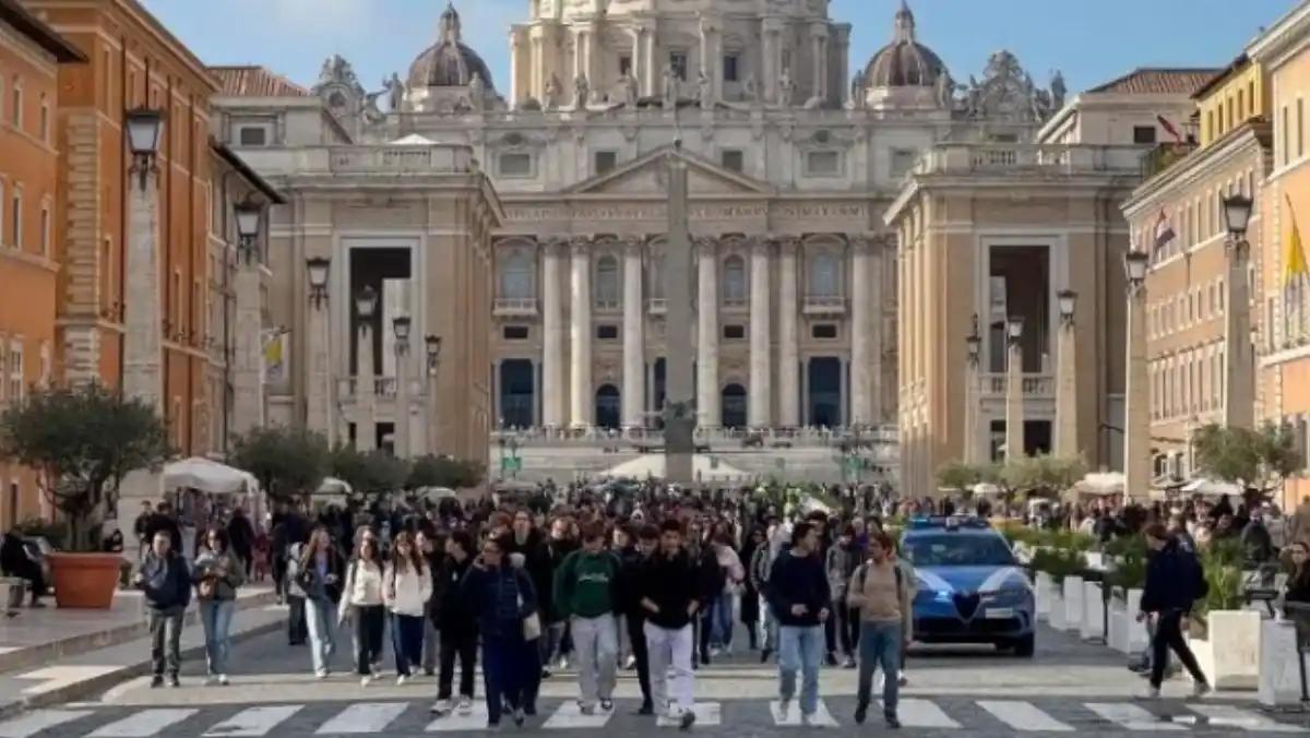 ESTARÍA PRONTO A PRODUCIRSE: fieles esperan la reaparición pública del papa Francisco