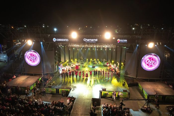 La delegación oficial de la provincia, “Santa Fe en tu Corazón”, con casi 60 intérpretes en la 32ª edición del Festival Nacional del Chamamé, que se realiza en la ciudad de Corrientes.
