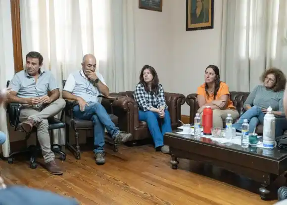 Benito Juárez: el municipio incorporó a su planta a vecinos despedidos por Capital Humano y exige marcha atrás de Nación