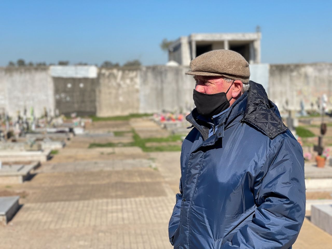 Américo Quintana: “Todo aquel al que le pidan plata acá en el cementerio, que me lo diga”