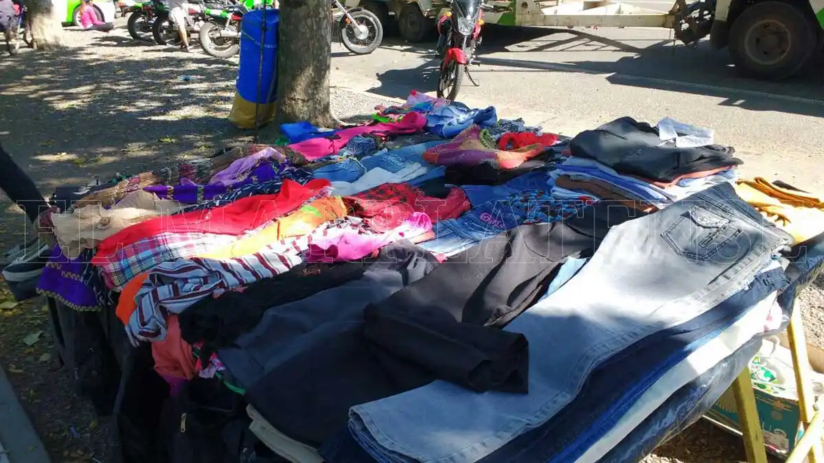 Para el Municipio “está controlada” la venta ilegal en el centro