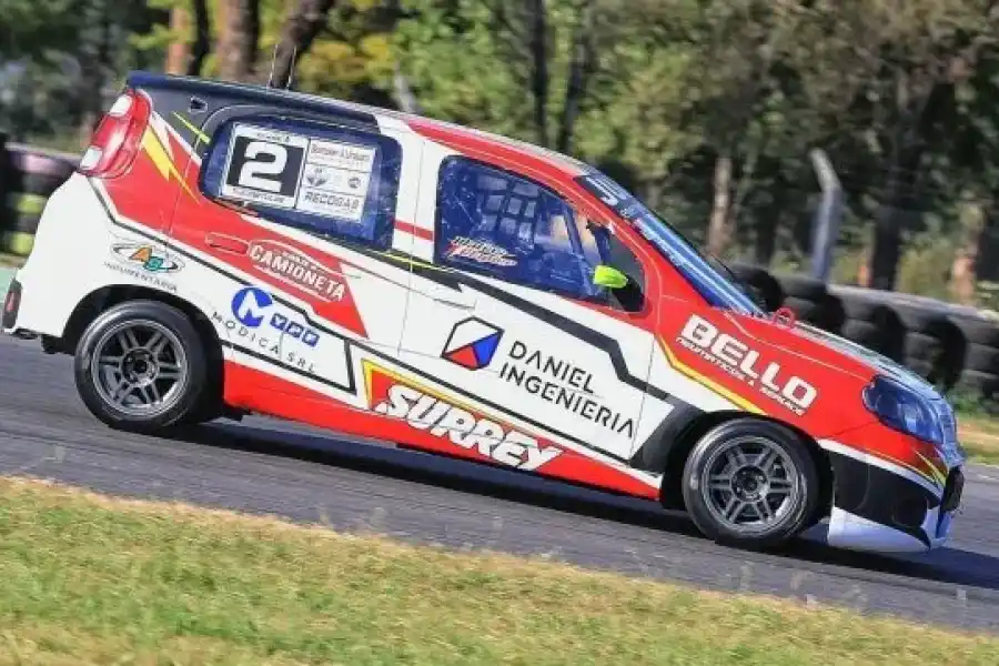 El Car Show Santafesino se presenta en el Óvalo rafaelino