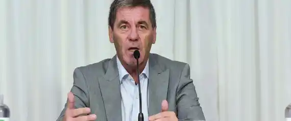 Ballay sobre el brote de gripe aviar: "Estamos al lado de nuestros productores"